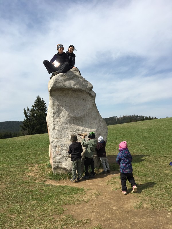 Mamky už mají těch děcek dost