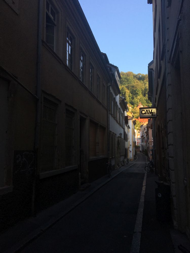 Uličkama zpět k autu