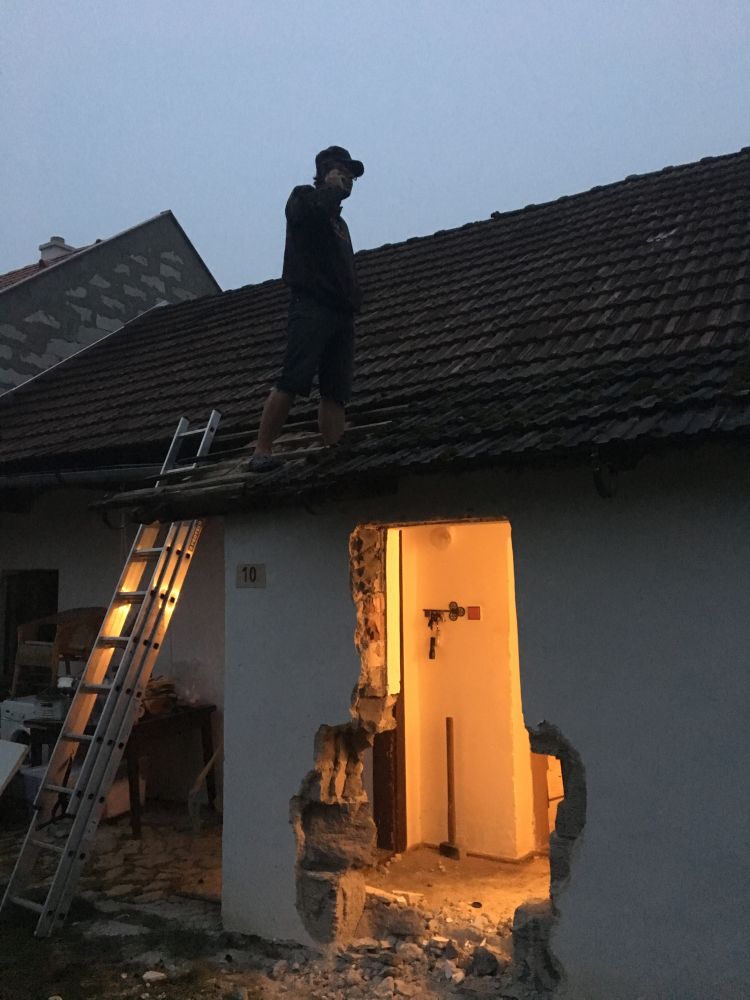 Pan manažer a stavbyvedoucí