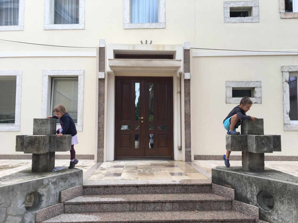 Centrum městečka Novalja