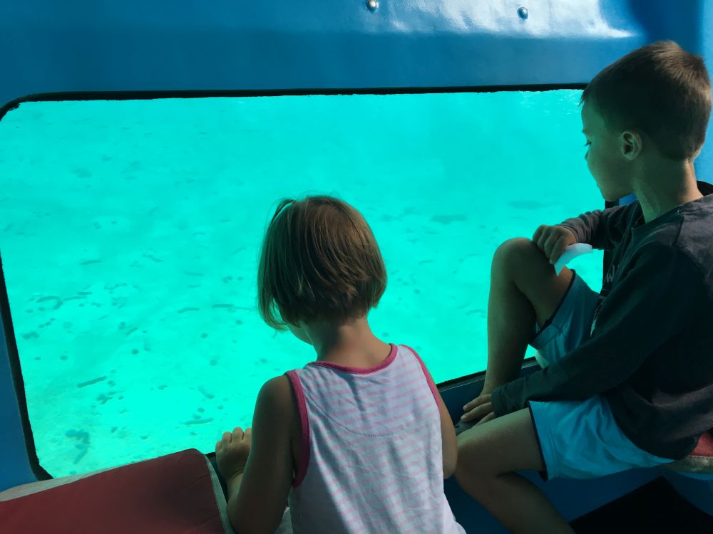 Celá ponorka jen pro nás