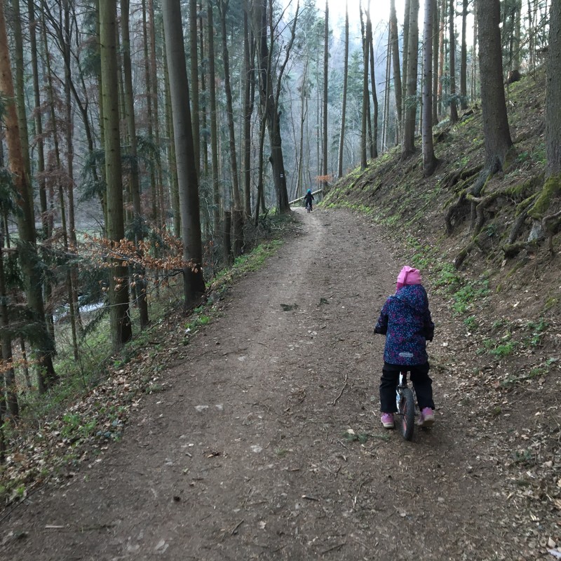 Blíží se překážka