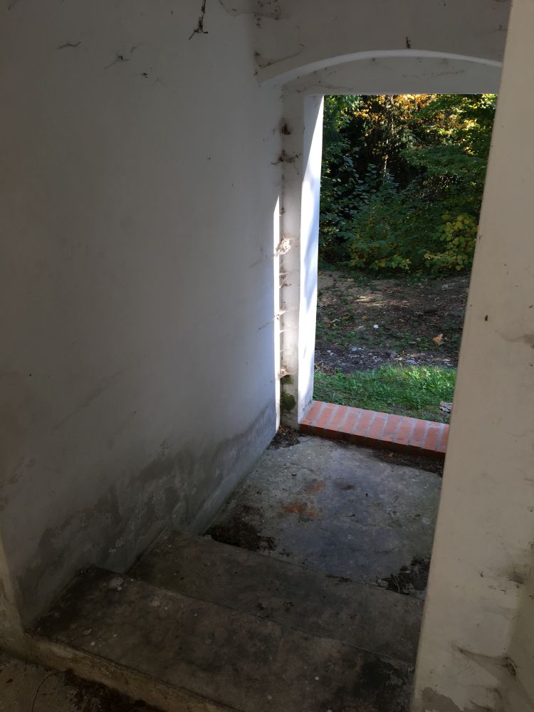 Schody přímo do krajiny