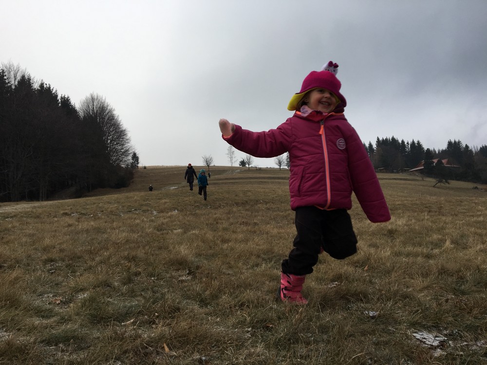 Dolů z Kamenitého se vždy běhá