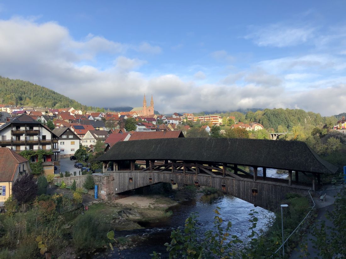 Forbach, dřevěný most a výchozí bod