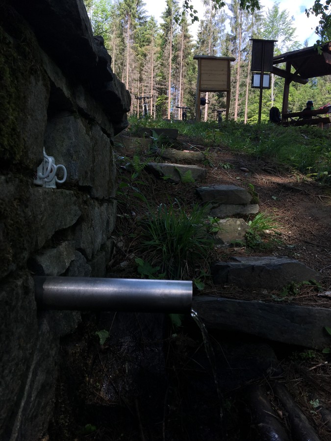 Studánka a dlouhá zastávka