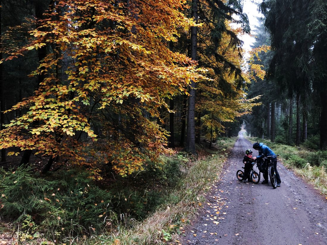 Zaháknout Áďu a jedem