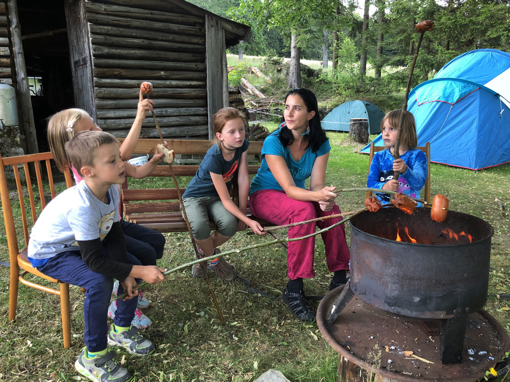 Voní to ohněm a jídlem