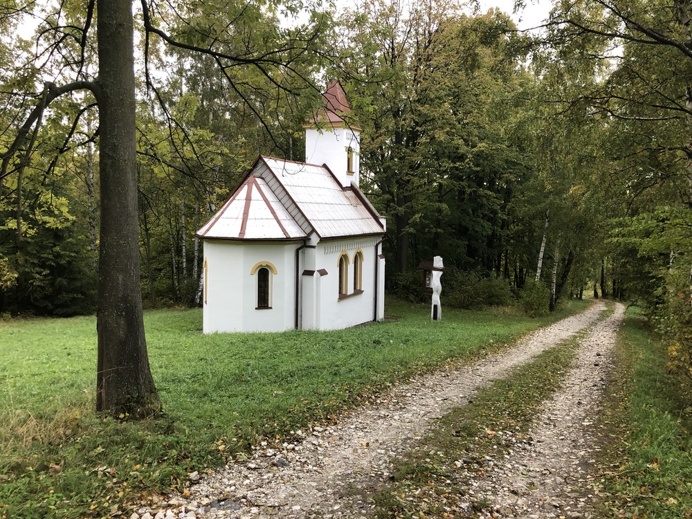 Kaplička nad Červeným dolem