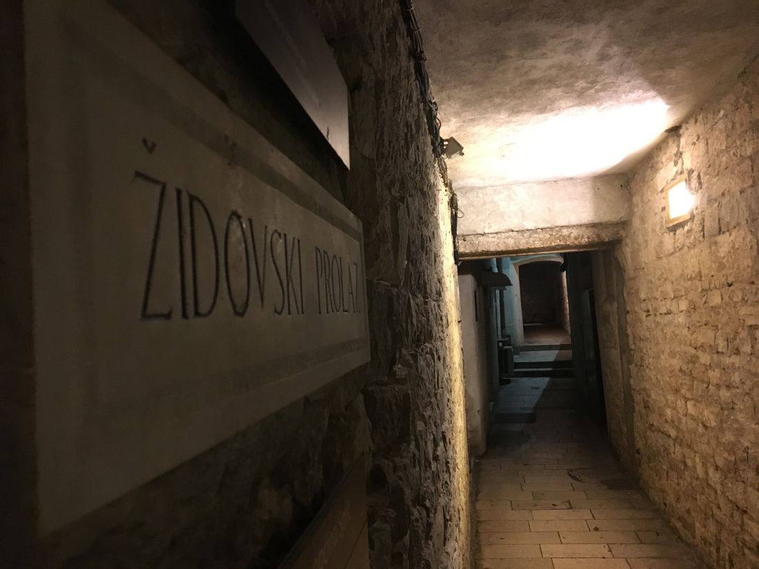 Židovských památek je tady celkem dost