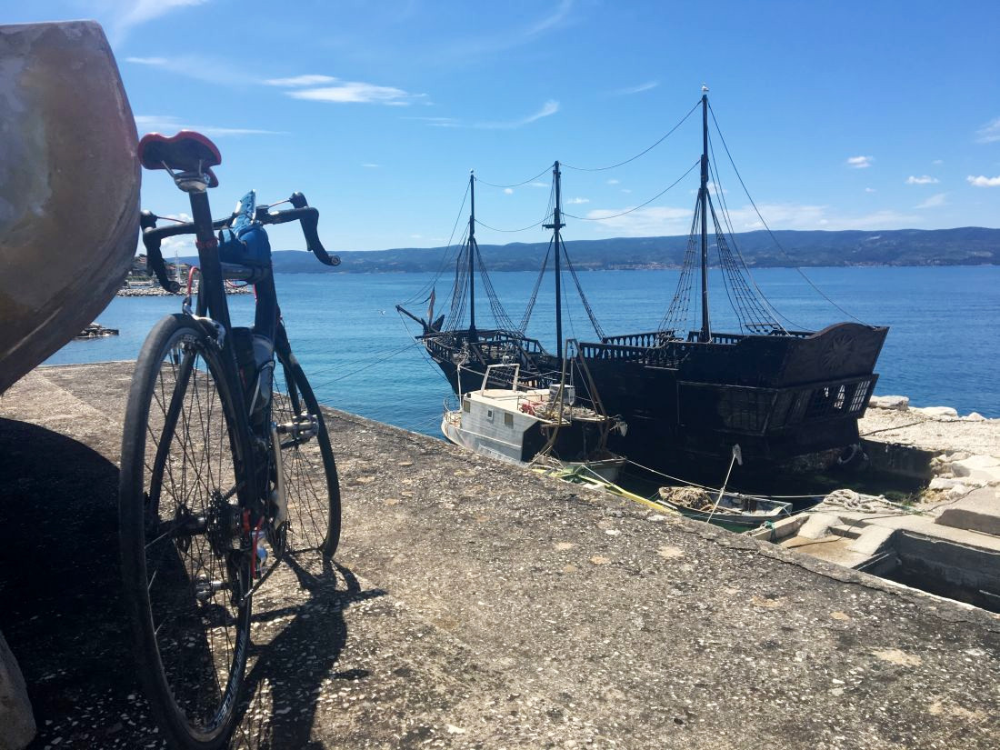 Úplně starý koráb, trošku už se rozpadal