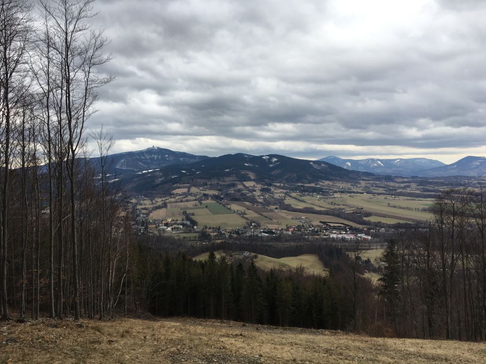 Pohled k Lysé hoře