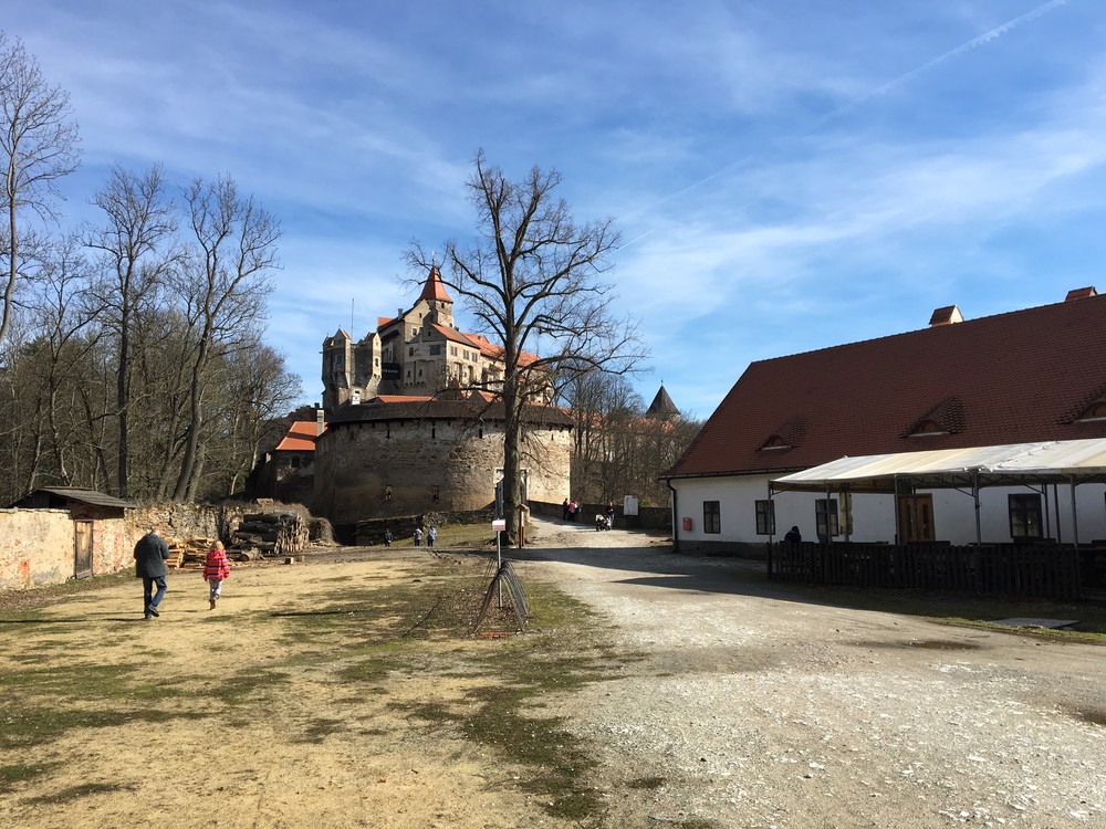 Pernštejn, oběd se nekonal (zavřeno)
