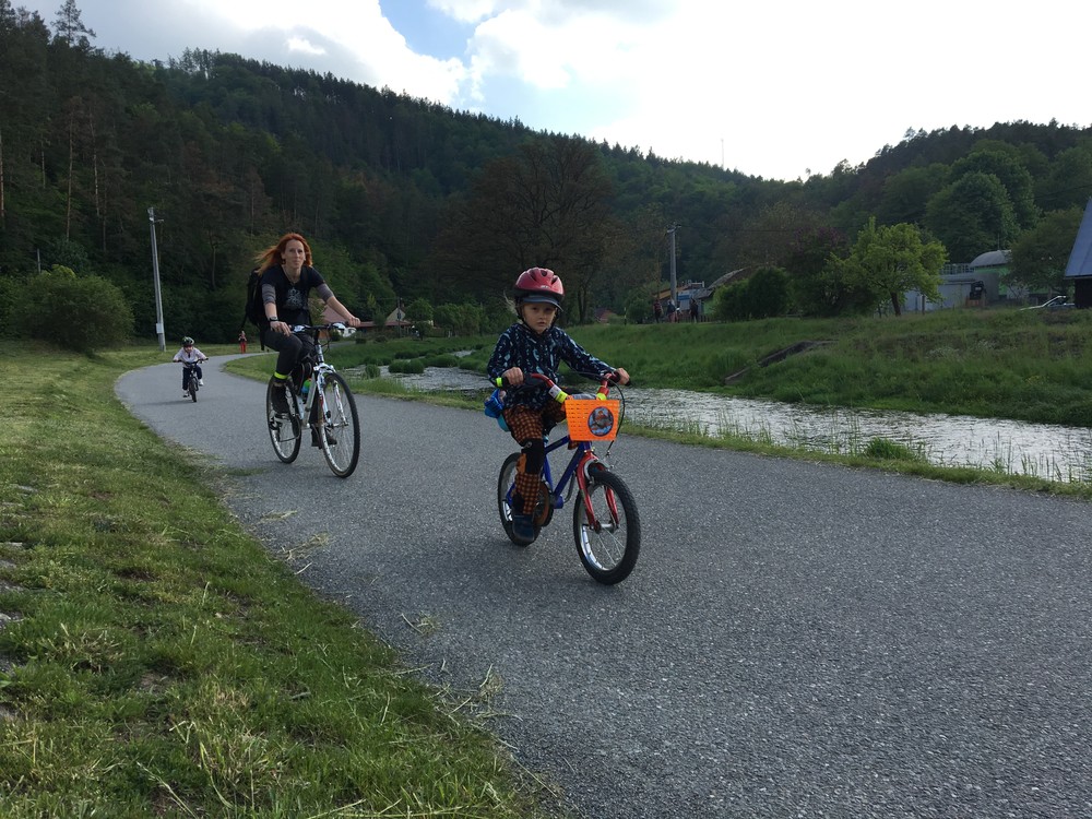 Příjezd do cíle - Káma s Grétkou