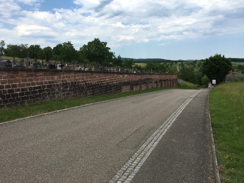 Hřbitov, vzdu cesta po které pojedu