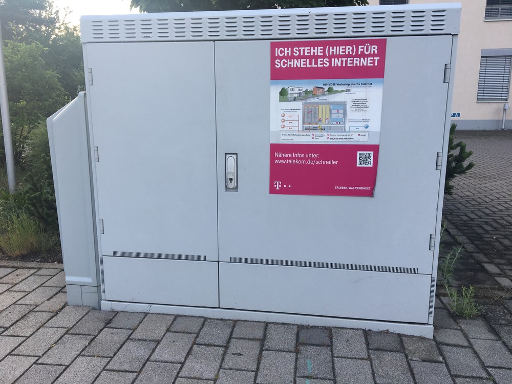 Dobrý nápad - obrázek a popis toho co je ve skříňce