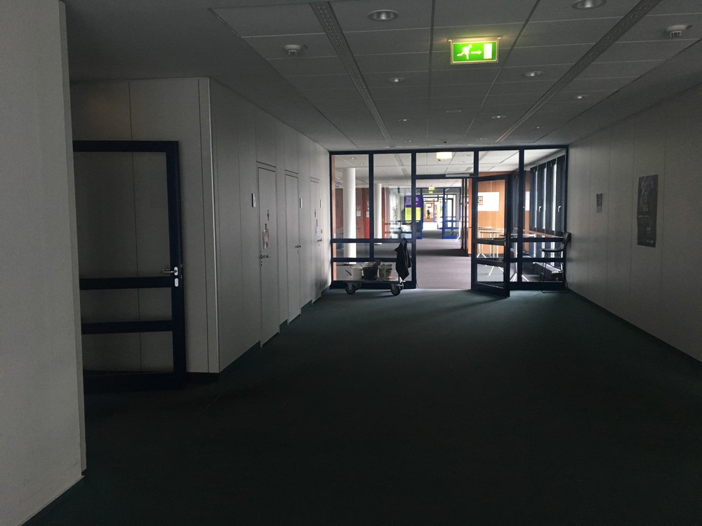 Pohled skrz všechny bloky Building 3