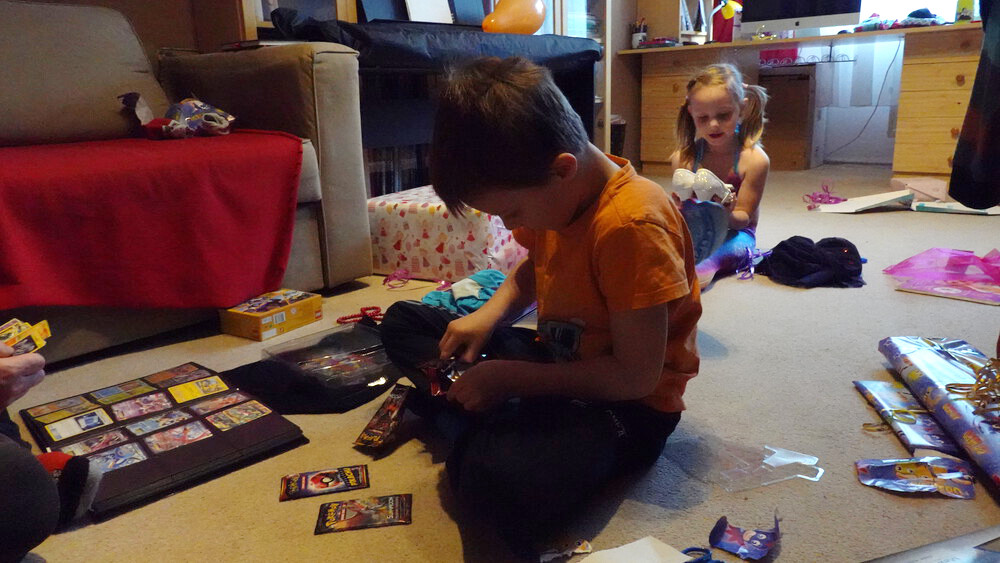 Matýsek s Pokemon kartičkami, Adélka se střevíčky