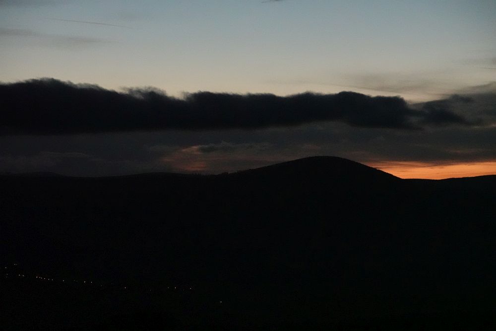 První světýlka dole v údolí