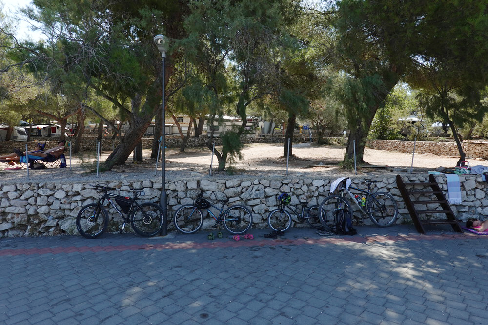 Výprava na kolech po ostrově Murter začíná