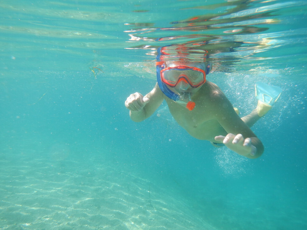 První podvodní průzkumy