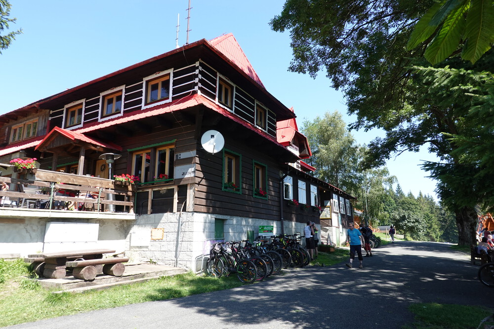 Na Slavíči pře-elektro-kolováno