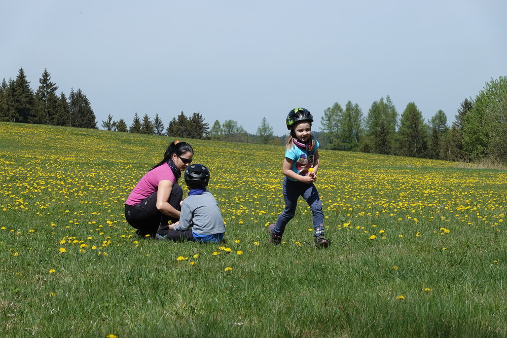 Na loukách nad chalupou