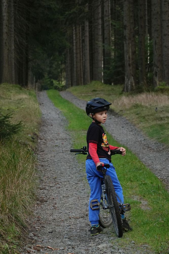 A stihneme se vrátit do tmy?