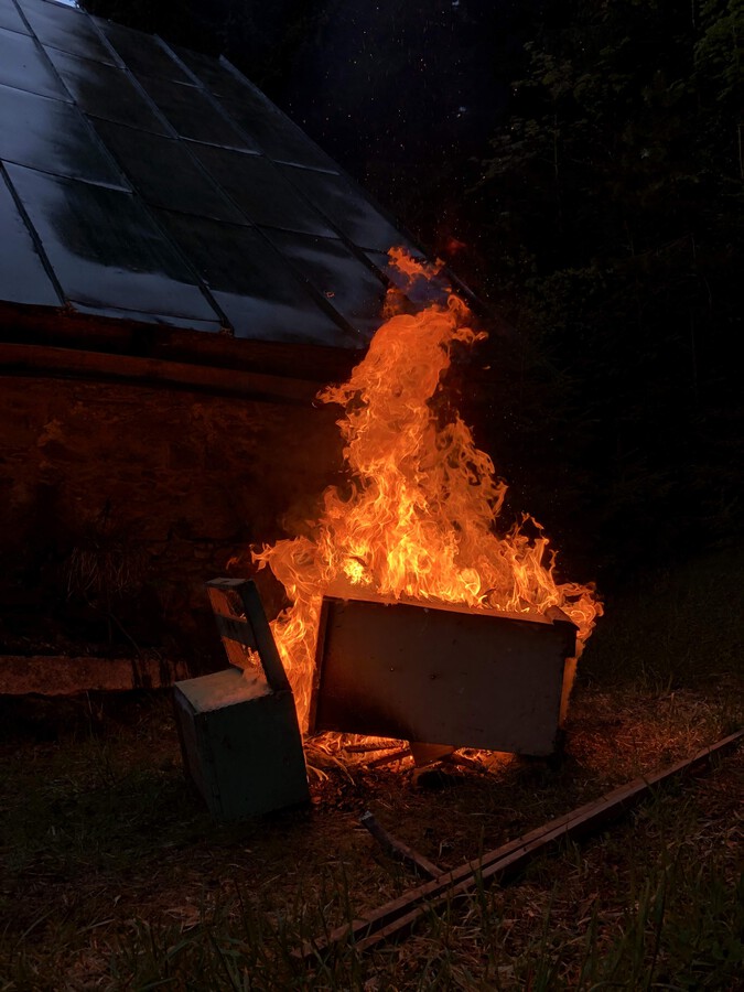 Vše co hoří končí takhle