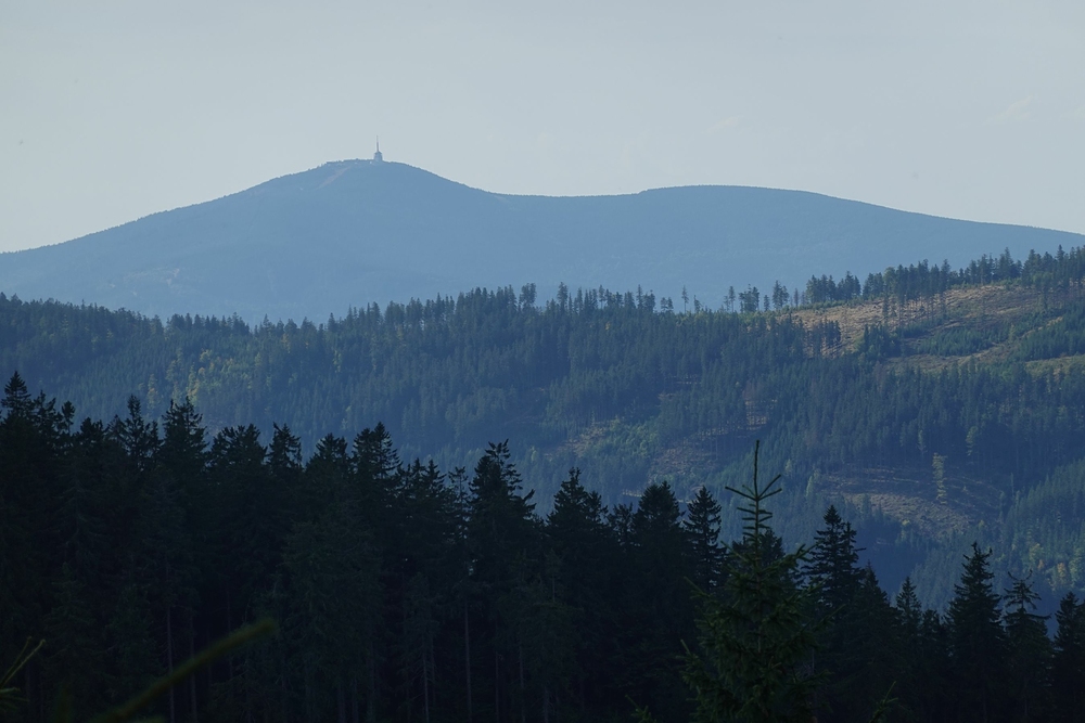 Lysá už je blíže