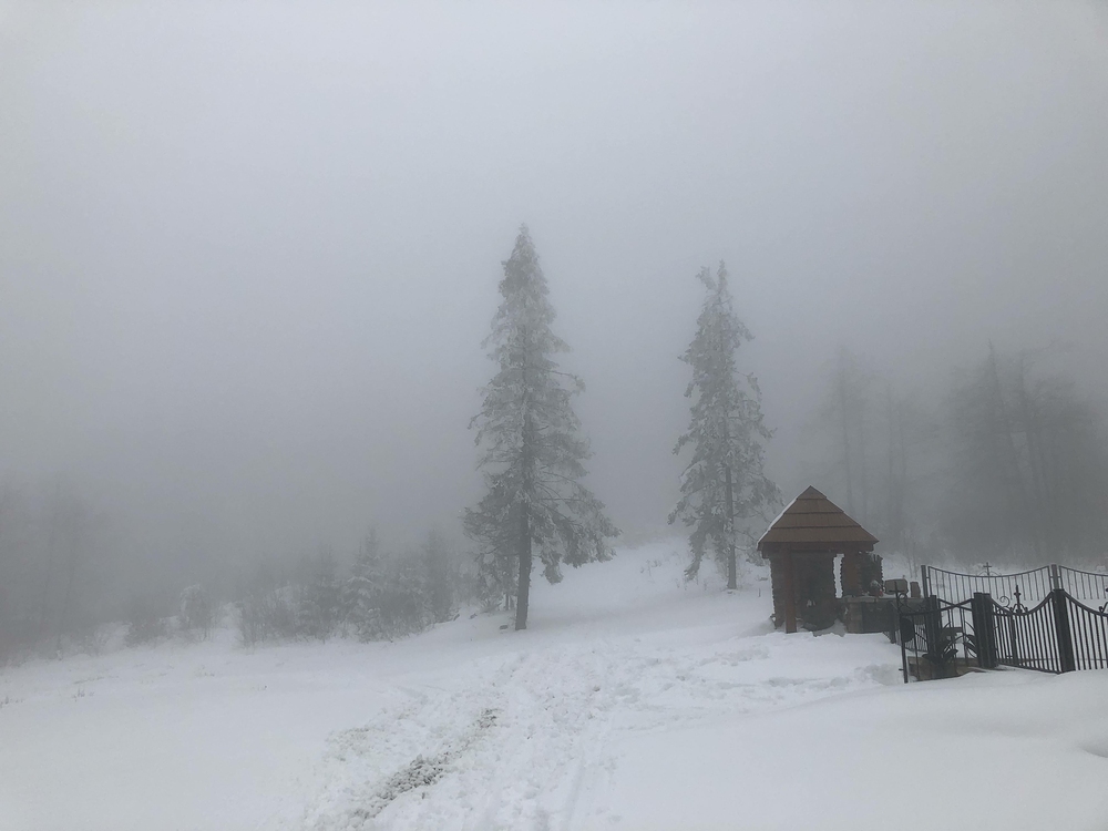 Dál už docela divočina - 15km stopou nestopou v hlubokém sněhu.