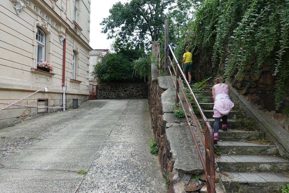 Tajný vstup na židovský hřbitov