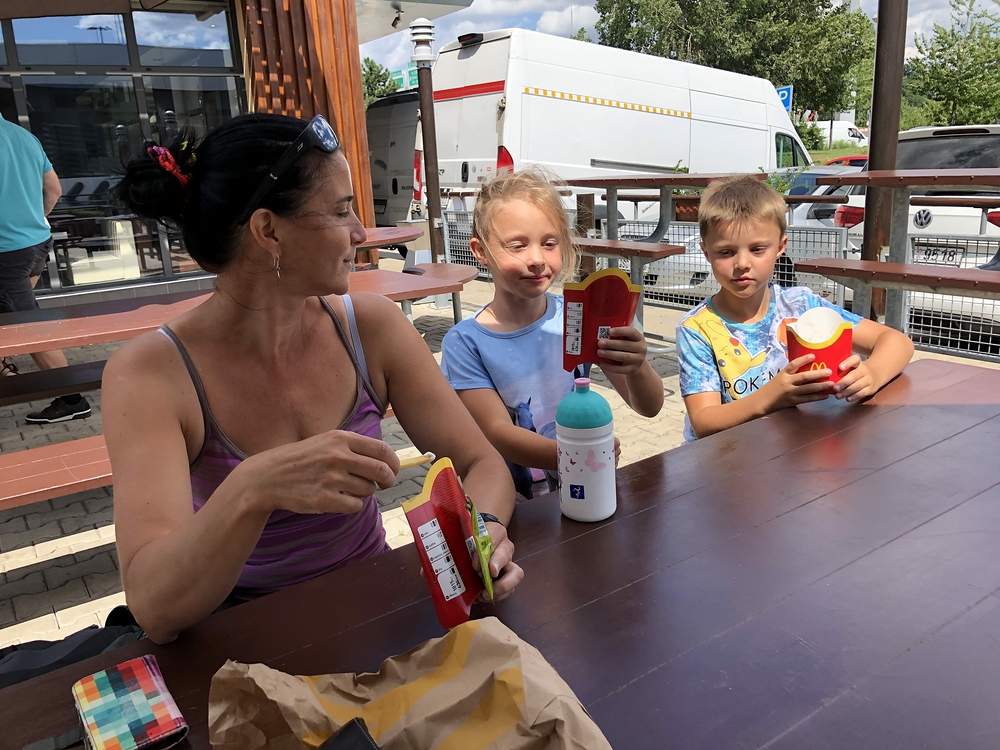 I do Mc Donaldu jsme jednou zašli