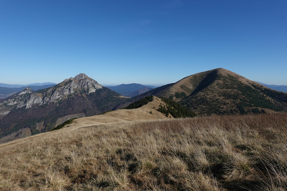 Tam vzadu (Velký Rozsutec) jsme byli