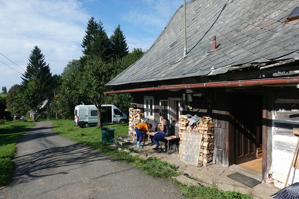 Matýsek chystá šablonu zbraně