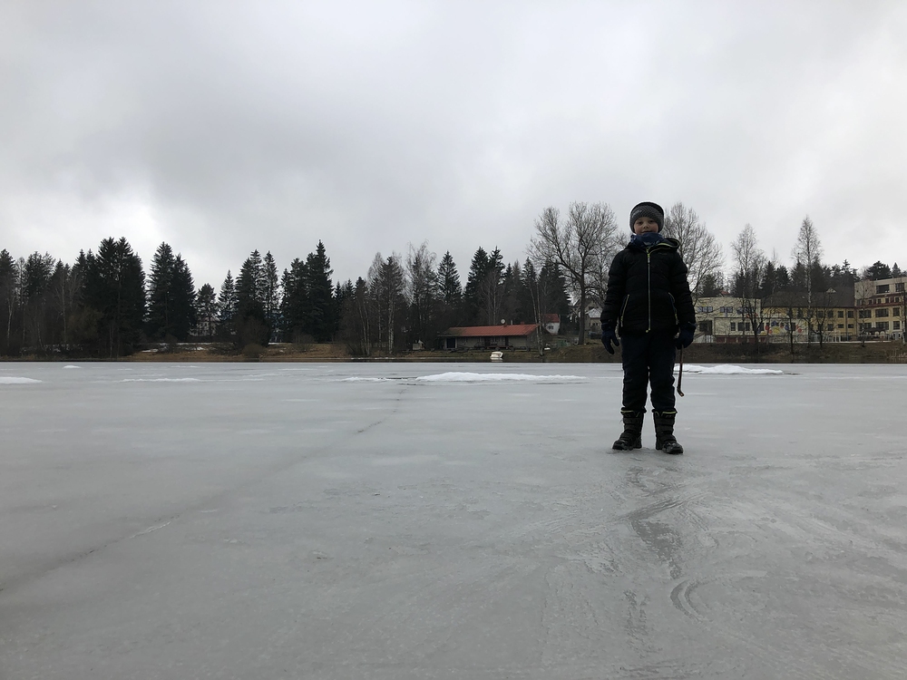 S Matýskem zkoušíme místní ledy