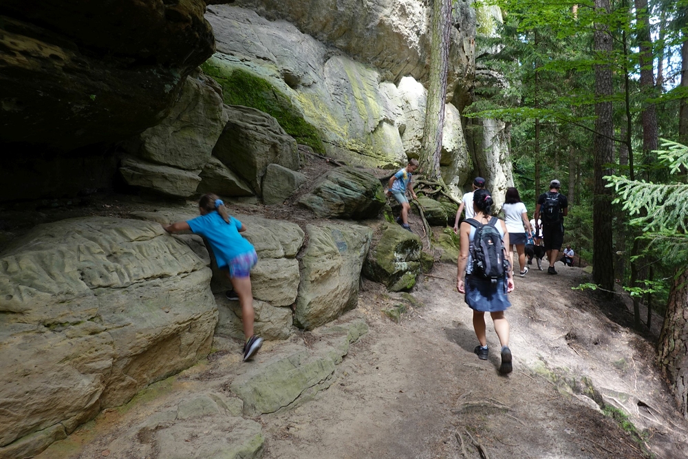 Jeden leze nahoru, druhý dolů