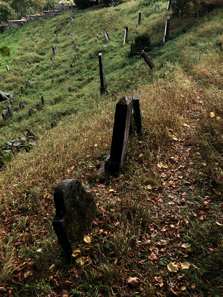 Židovský hřbitov v Lomnici