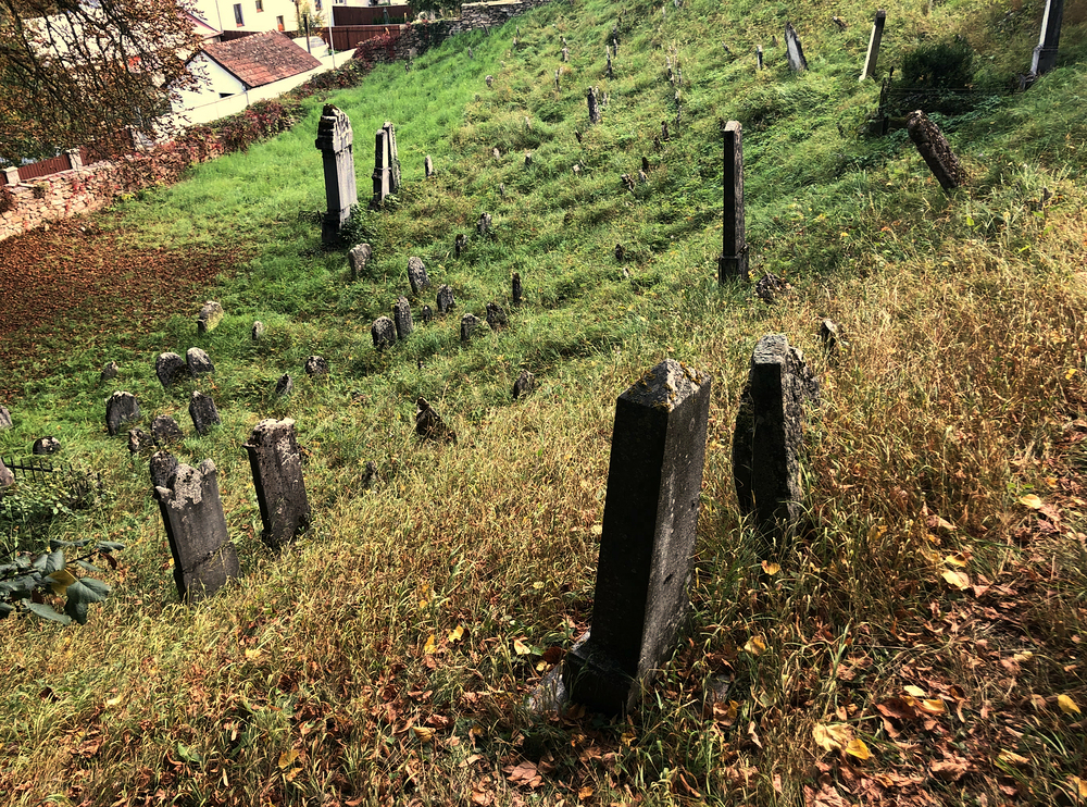 Židovský hřbitov v Lomnici