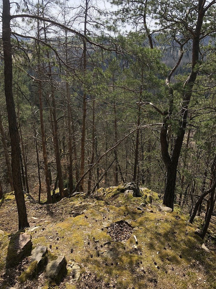 Ohniště pod chatou