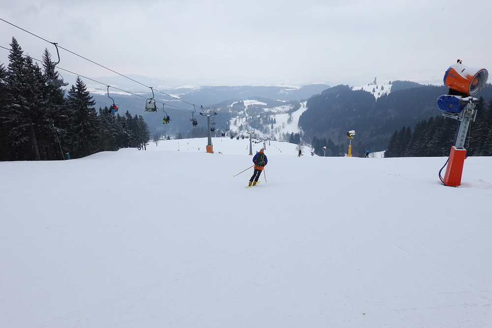 Nedělní sjezd k autu