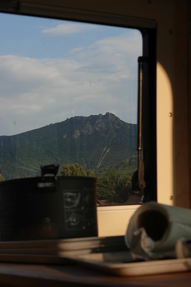 Výhled z Hejnického kempu