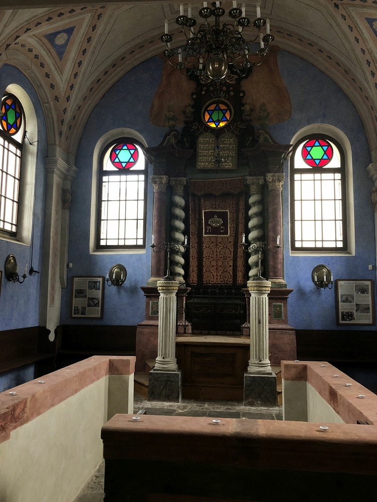Synagoga v Jíčíně