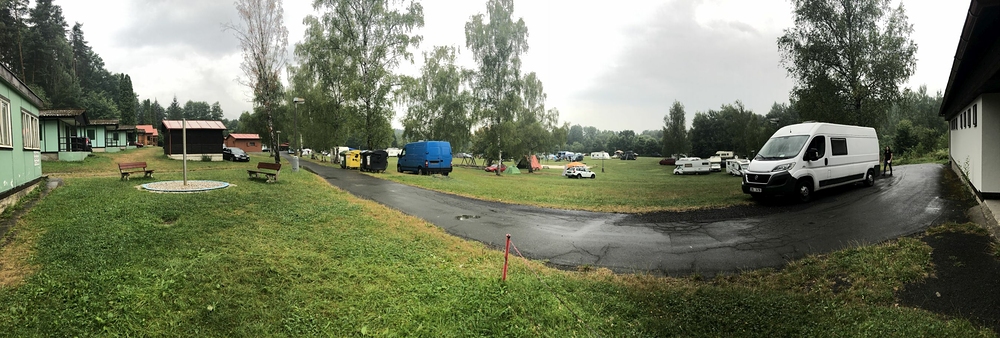 Opouštíme kemp v Příhrazech