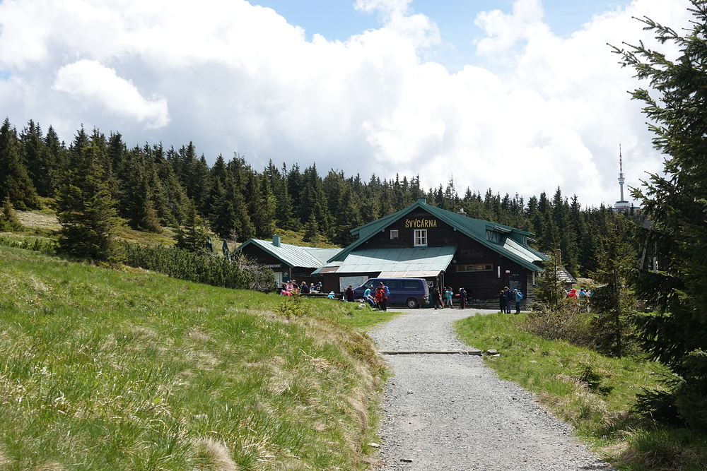 Poslední pohled a pak dolů do údolí