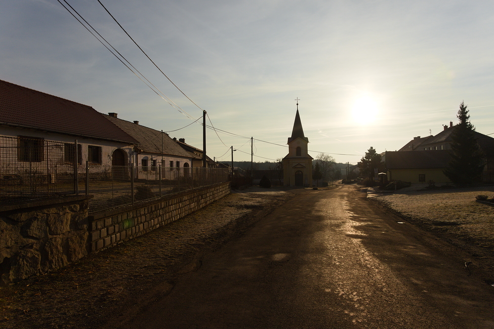 Tišnovská Nová Ves brzy ráno