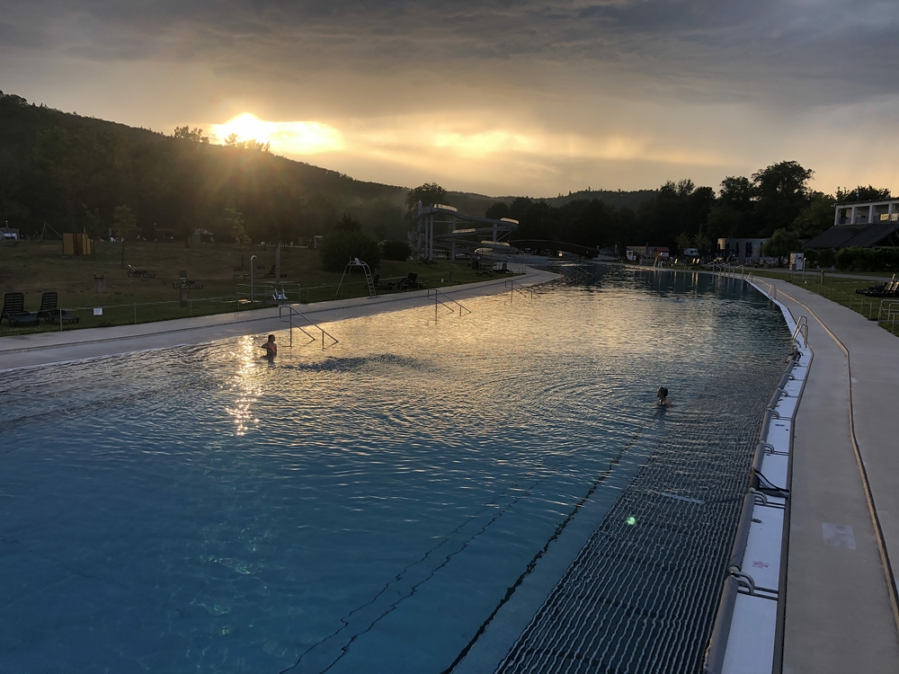 Večer před odjezdem v Brně na Riviéře