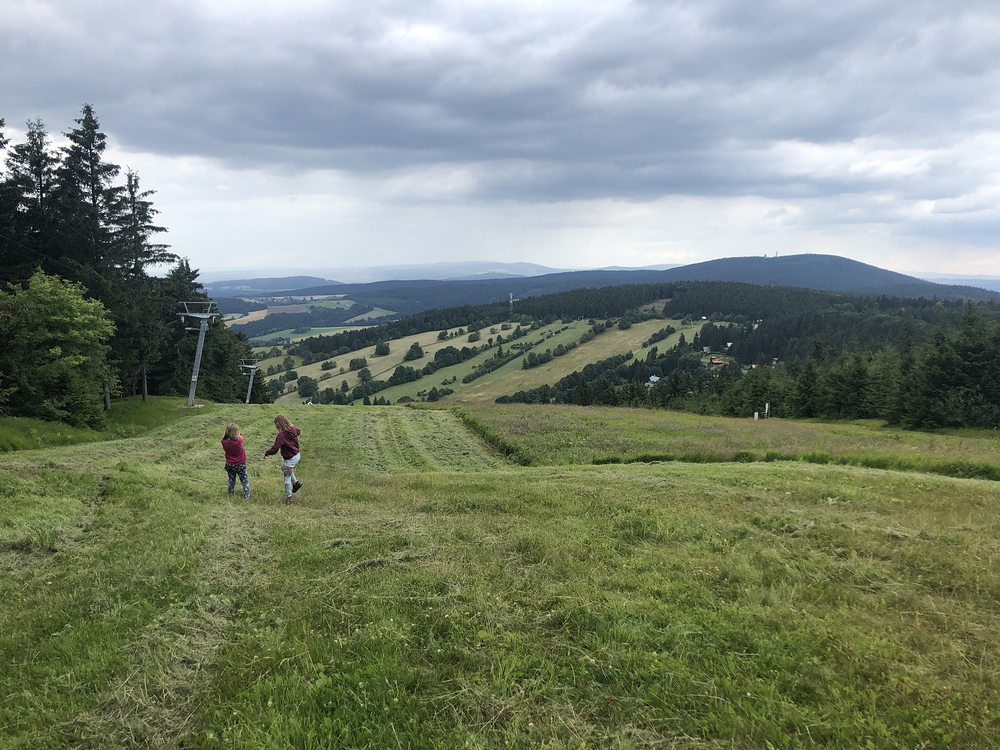 Utíkáme, přichází déšť