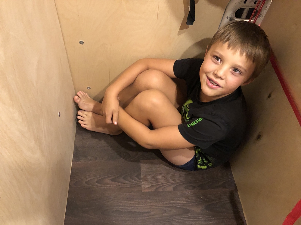 Venku prší a je zima, zahříváme tlapky