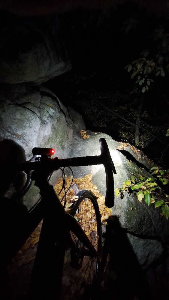 Skalky přes Skryjema